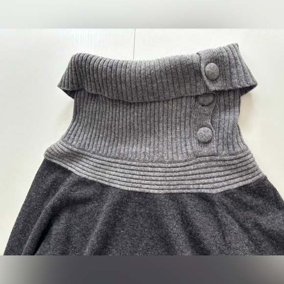 Banana Republic Luxury Cashmere Blend Grey Sweater Size S - Picture 2 of 7